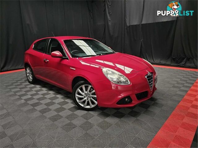 2013 ALFAROMEO GIULIETTA DISTINCTIVE  5D HATCHBACK