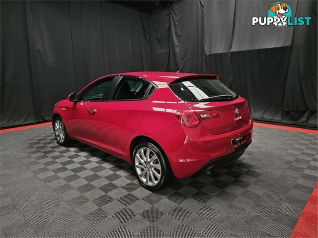 2013 ALFAROMEO GIULIETTA DISTINCTIVE  5D HATCHBACK