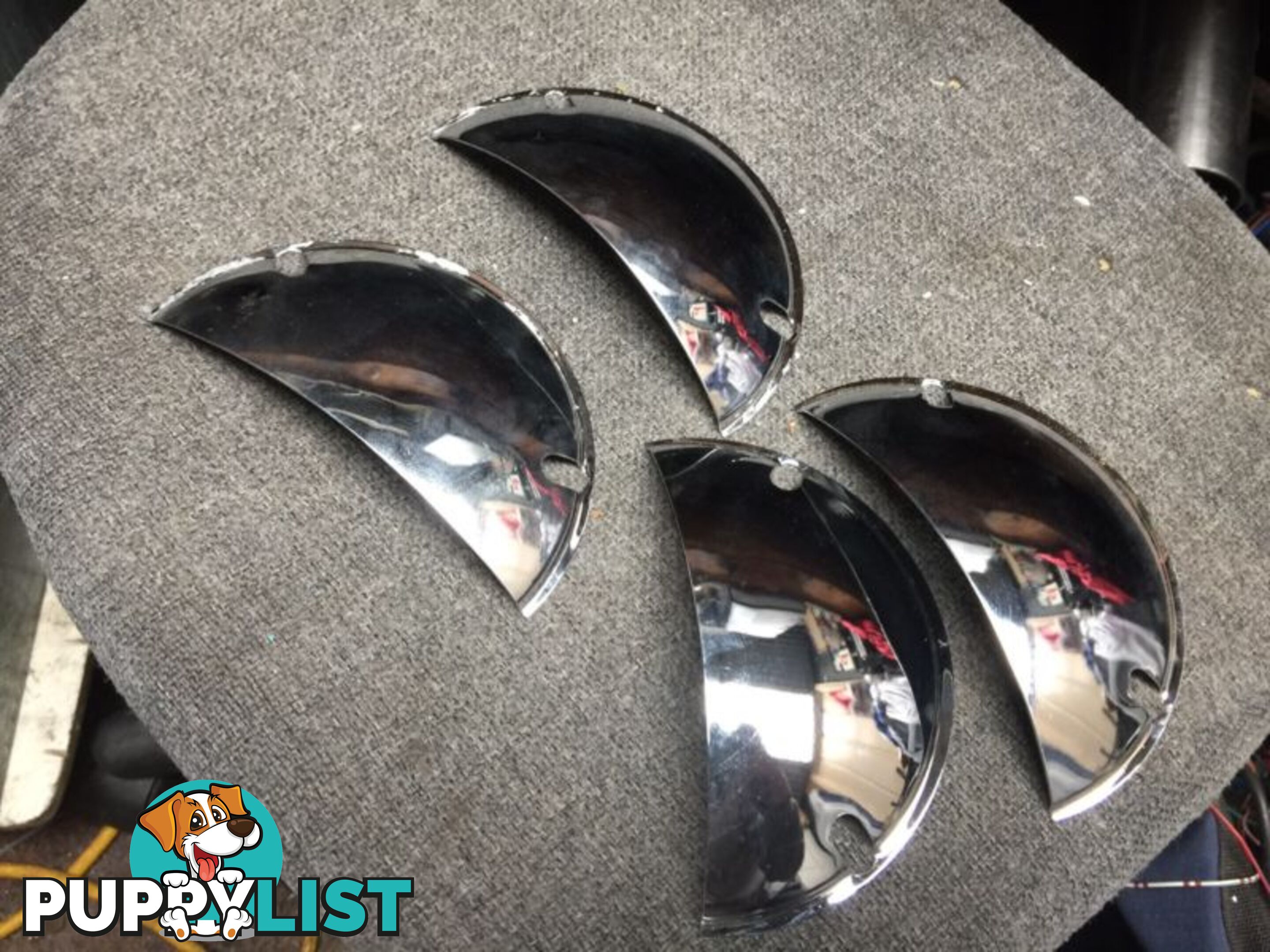 Chev 5.75" 5 3/4 Sealed head lights / with chrome eye lids