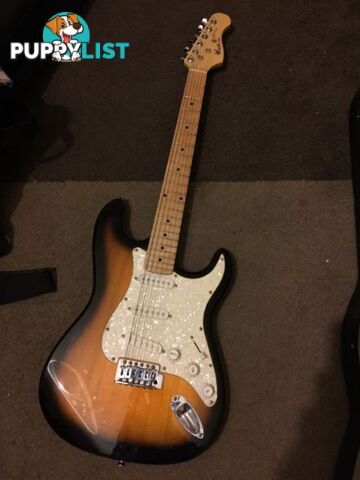 1980's Concise Stratocaster Guitar / lovely sound / Maple neck /