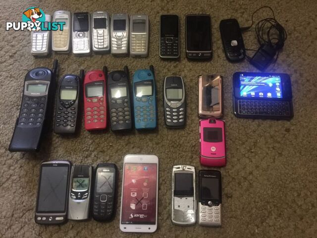 Mobile phone collection / Nokia / motorola