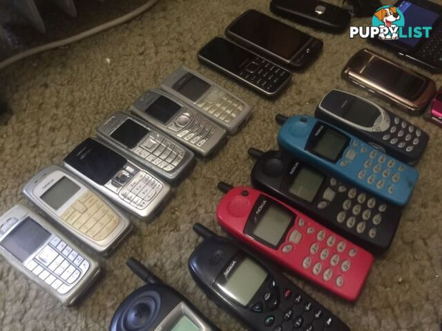 Mobile phone collection / Nokia / motorola