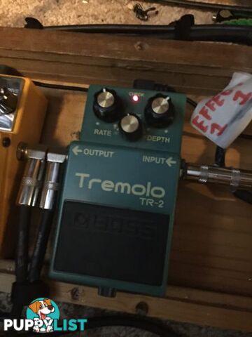 BOSS TR-2 TREMOLO - Guitar Effect pedal in Box / SWAP?