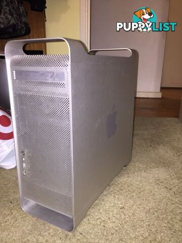 Apple Mac G5 / awesome case