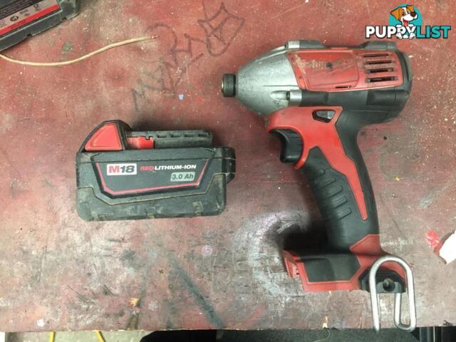 Milwaukee impact driver with battery