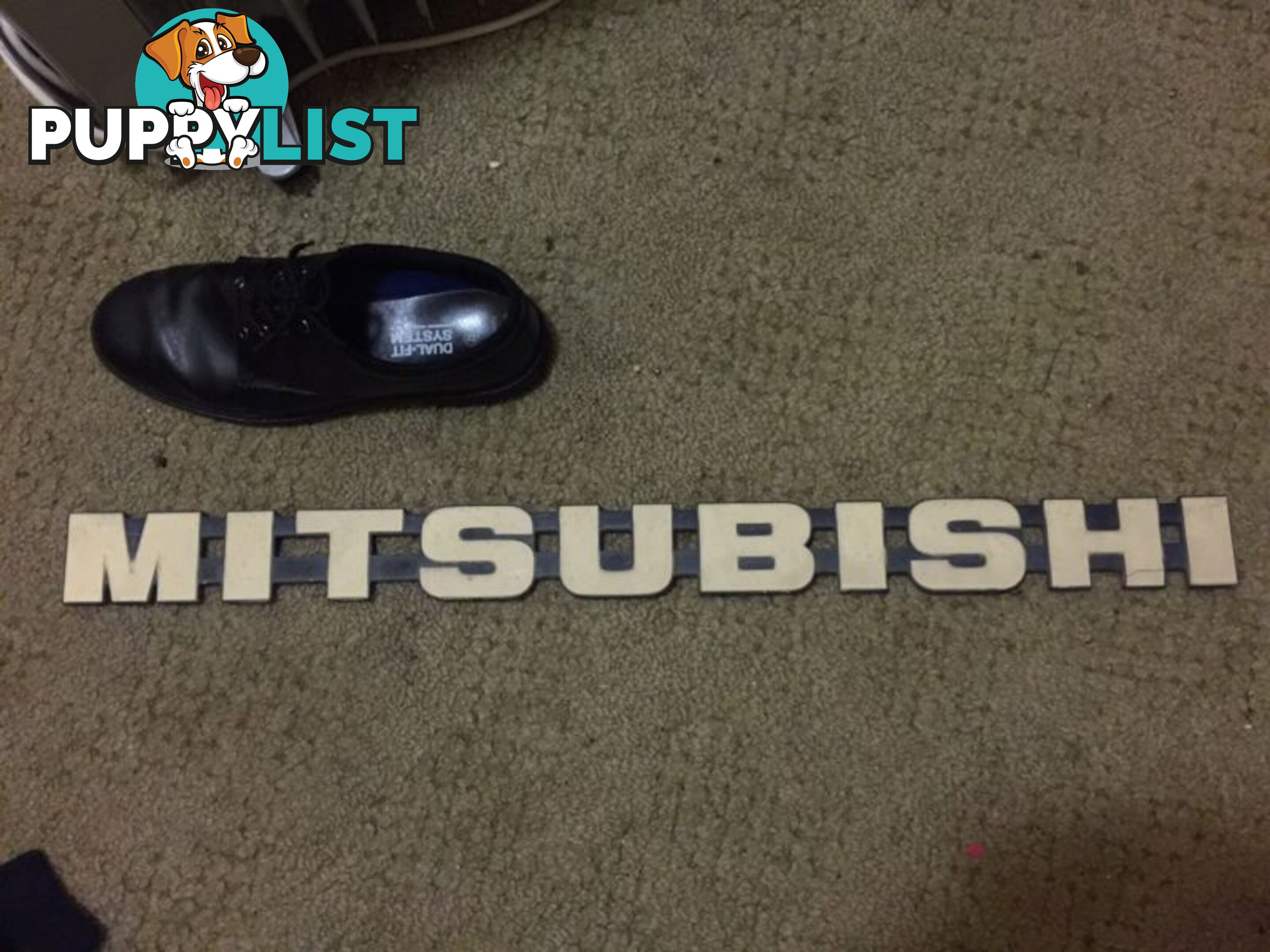 Large Mitsubishi Badge/Logo/Emblem