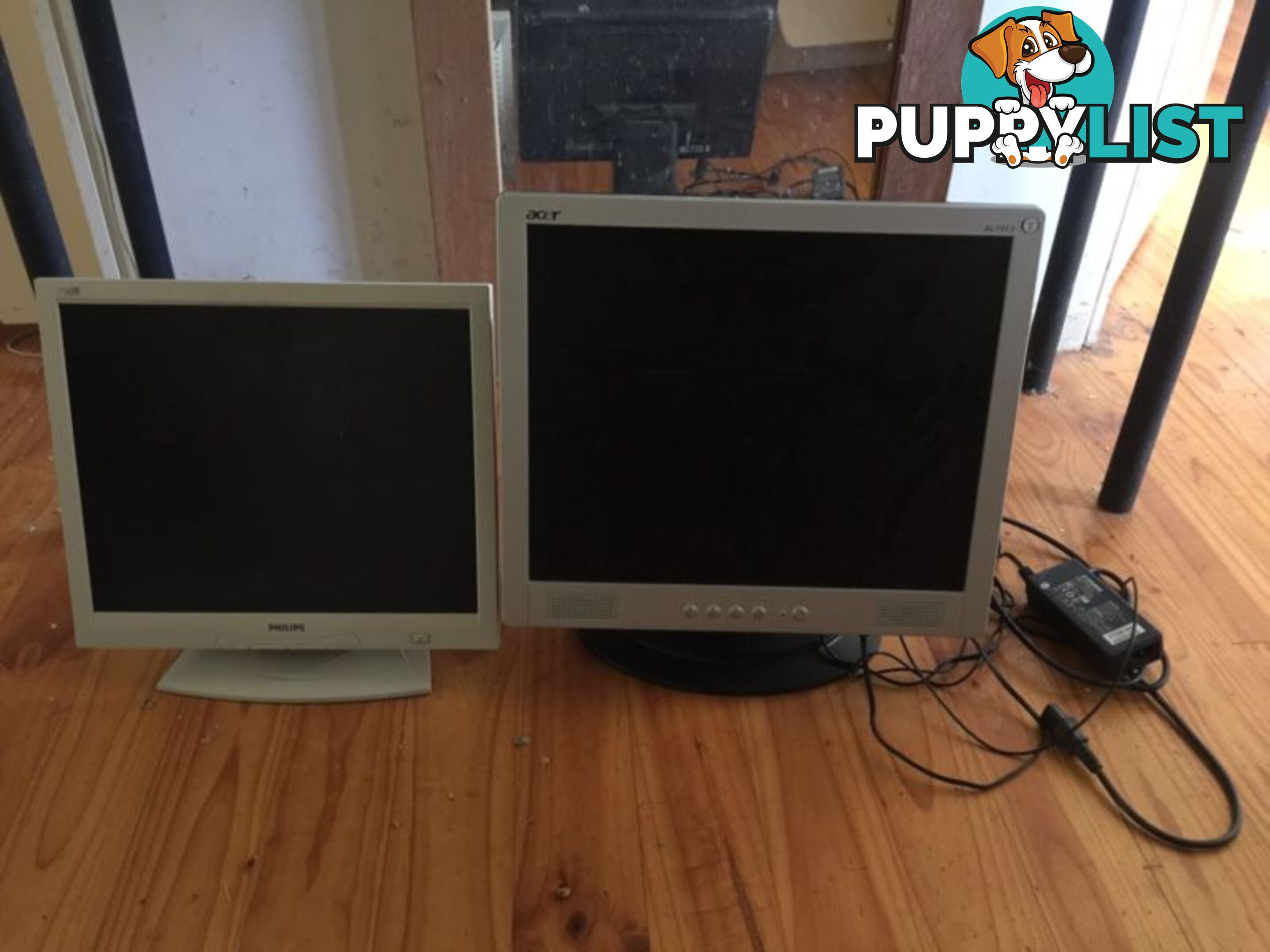 17" and 19" LCD monitors / computer screen monitor