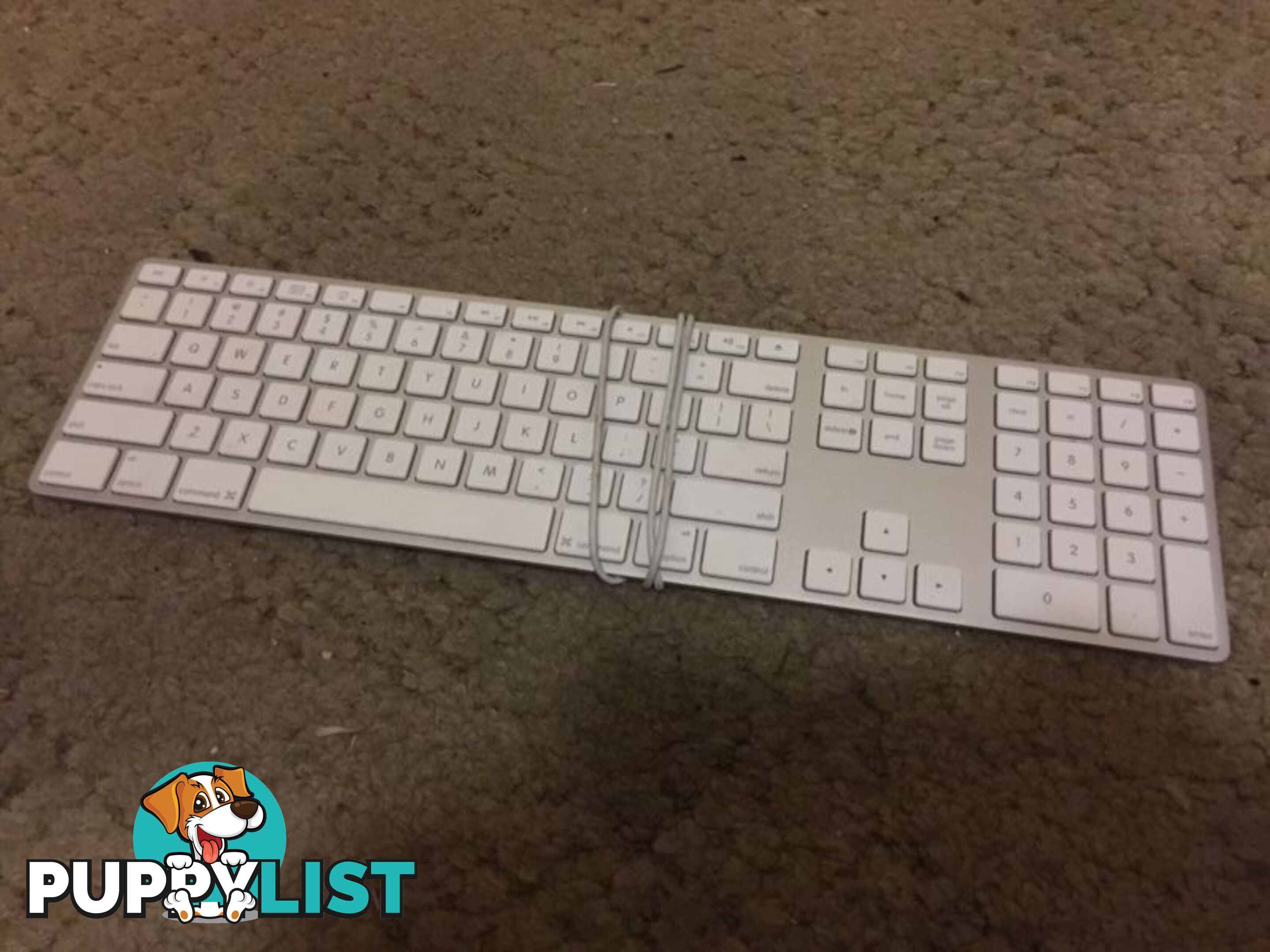 Apple iMac keyboard / as new purchased for 130$