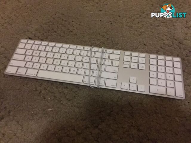 Apple iMac keyboard / as new purchased for 130$