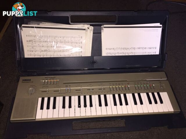 RARE Yamaha PortaSound PC-100 / keyboard / magnetic cards