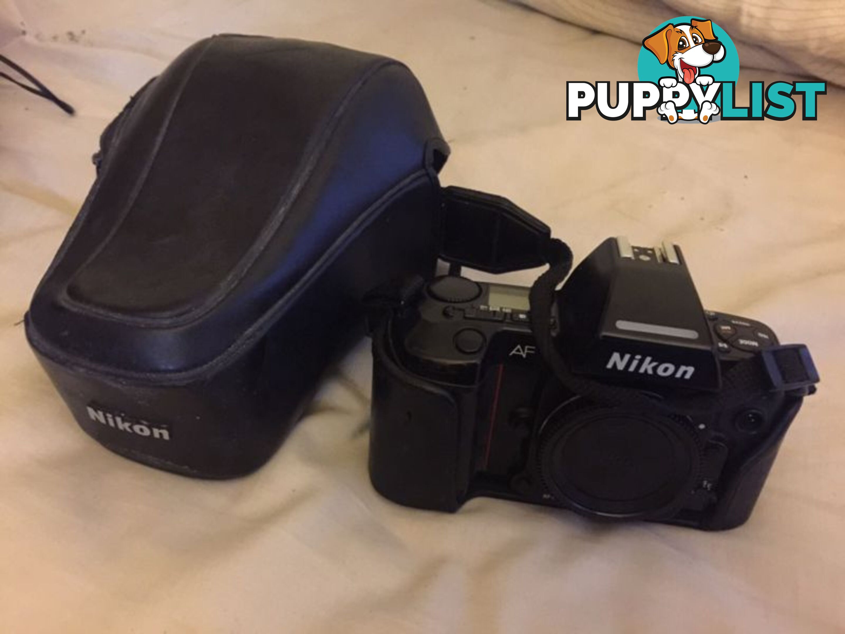 NIKON F801 camera with case