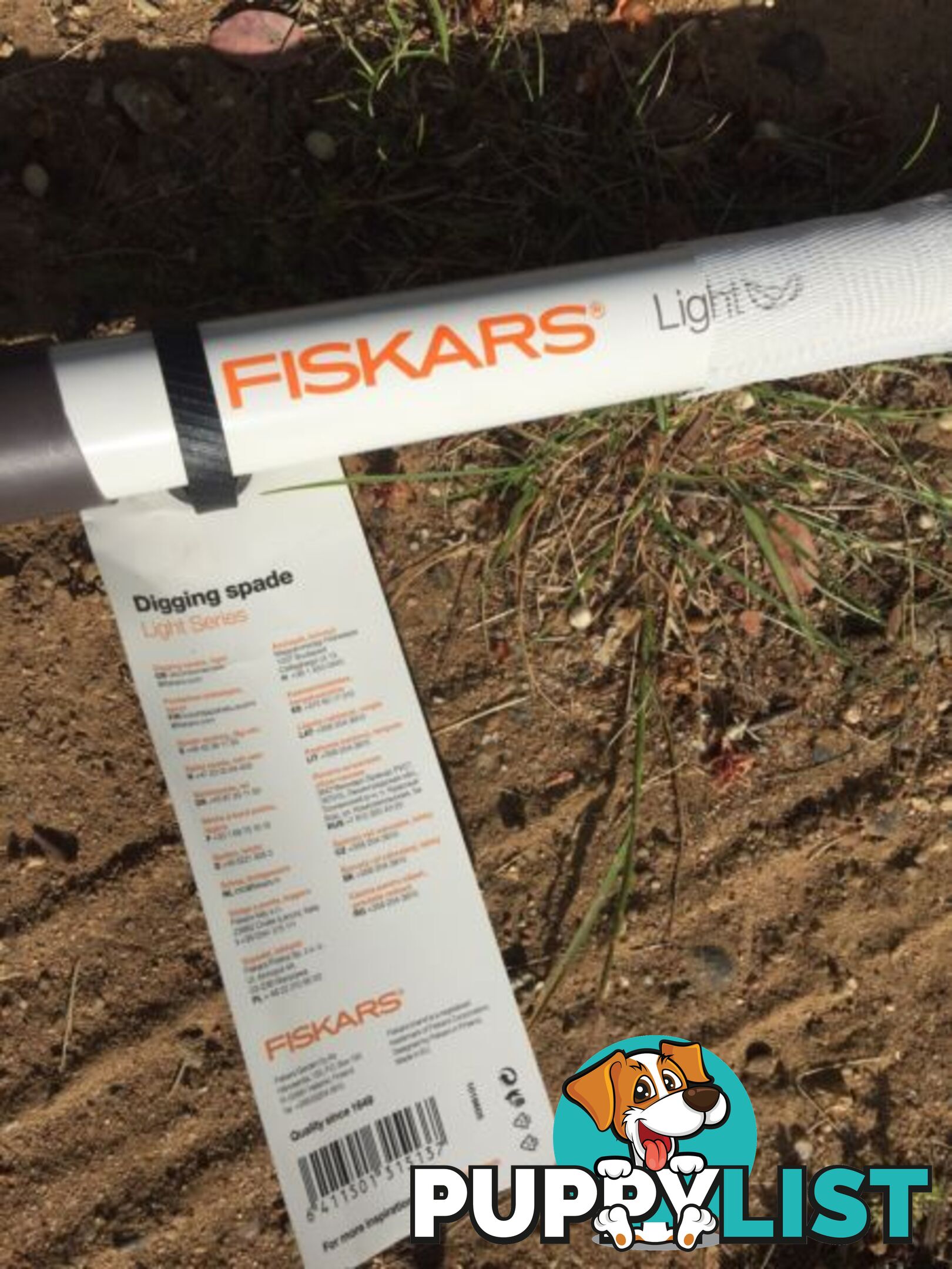 Fiskars Shovel new cost 140$ /OFFERS