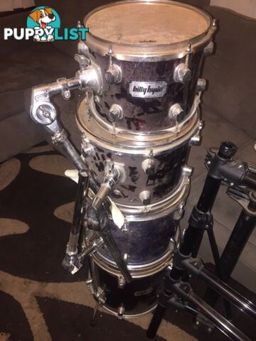 Drums, Pearl Drum Rack, cymbals stands, extras