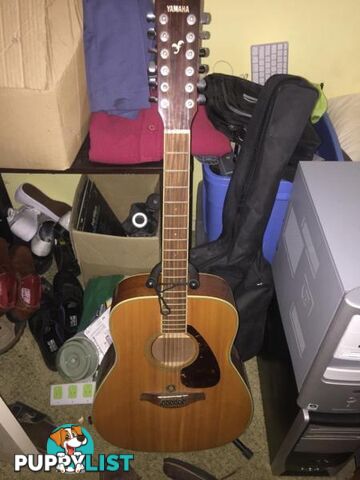 Yamaha 12 String - beautiful guitar - new strings