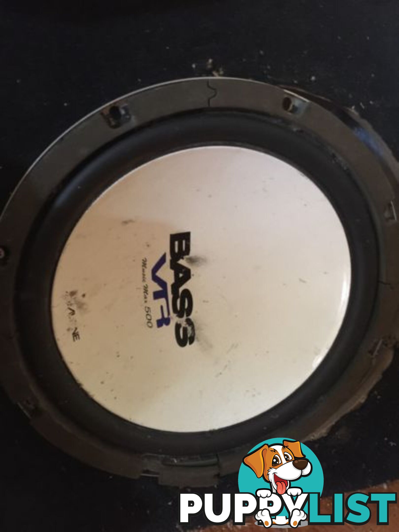 12" subwoofer in box Bass