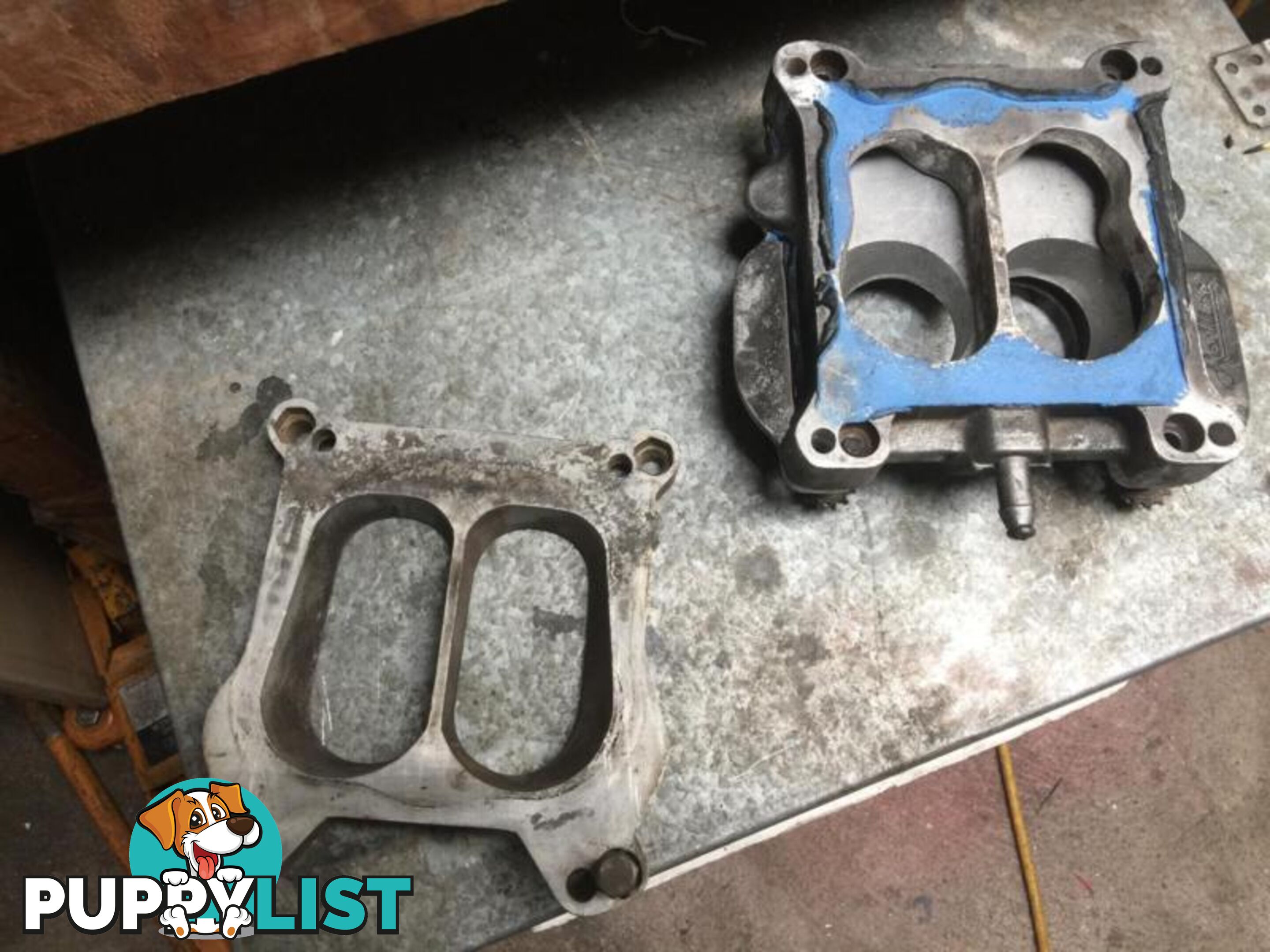 Carburettor spacer and adapter plates