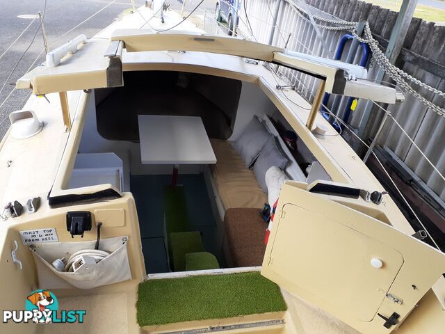 CLIFTON SWING KEEL TRAILER SAILOR