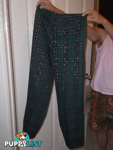 GIRLS TROUSERS--Green/Black Chequer