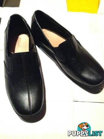 WOMEN'S LEATHER SHOES-Black