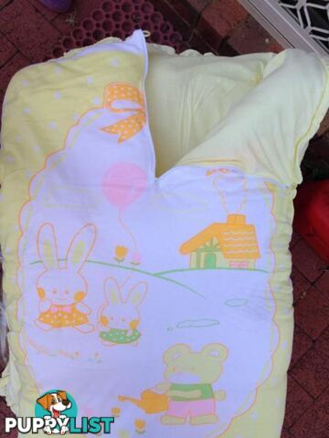 BABY SNUGGLE BED/DOONA