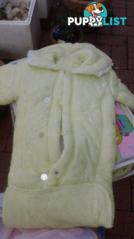 BABY SNUGGLE SUIT/SLEEPING BAG