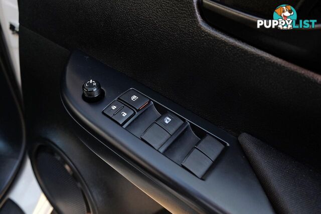 2024 TOYOTA HILUX   DUAL CAB