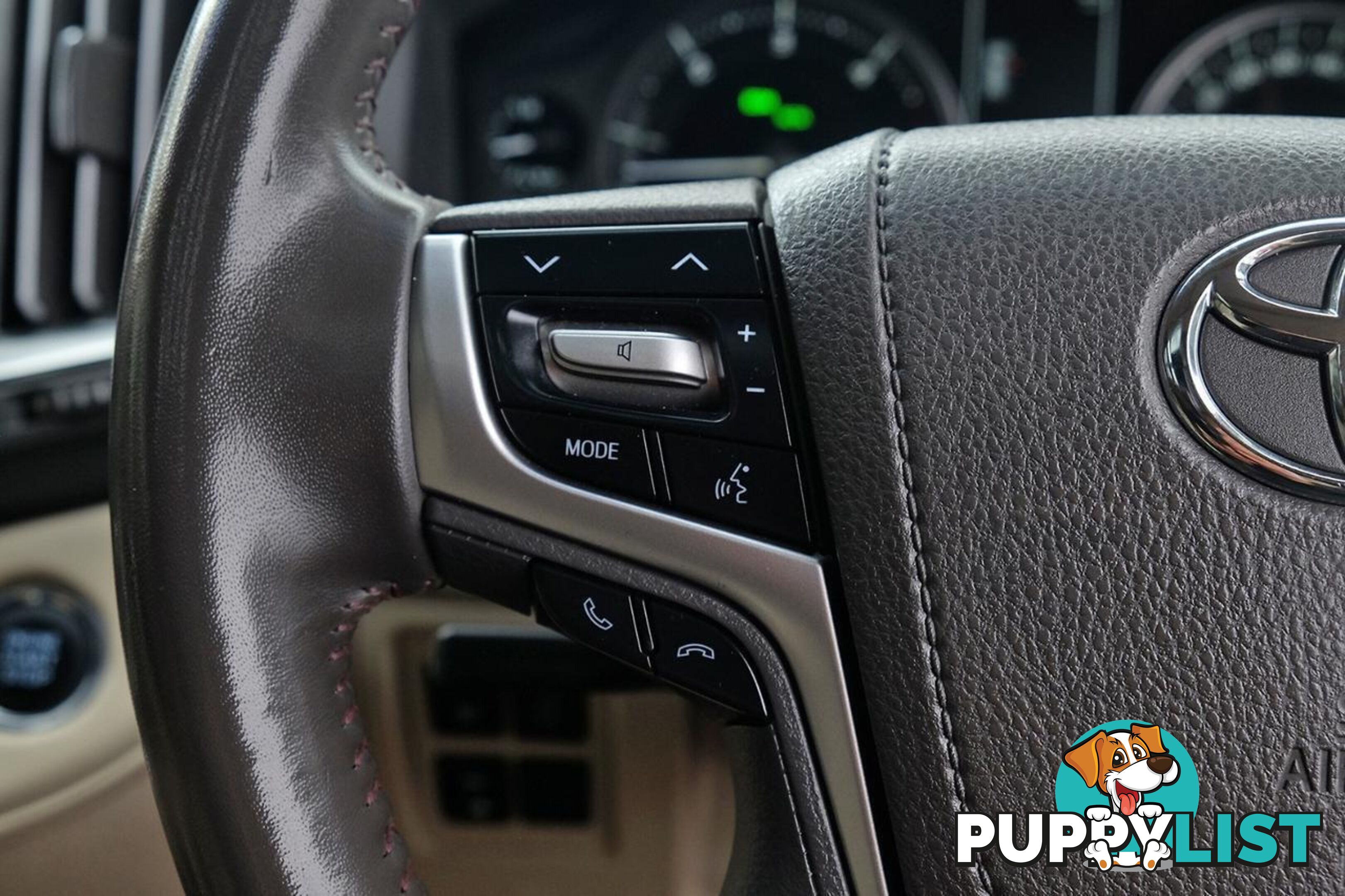 2019 TOYOTA LANDCRUISER   SUV