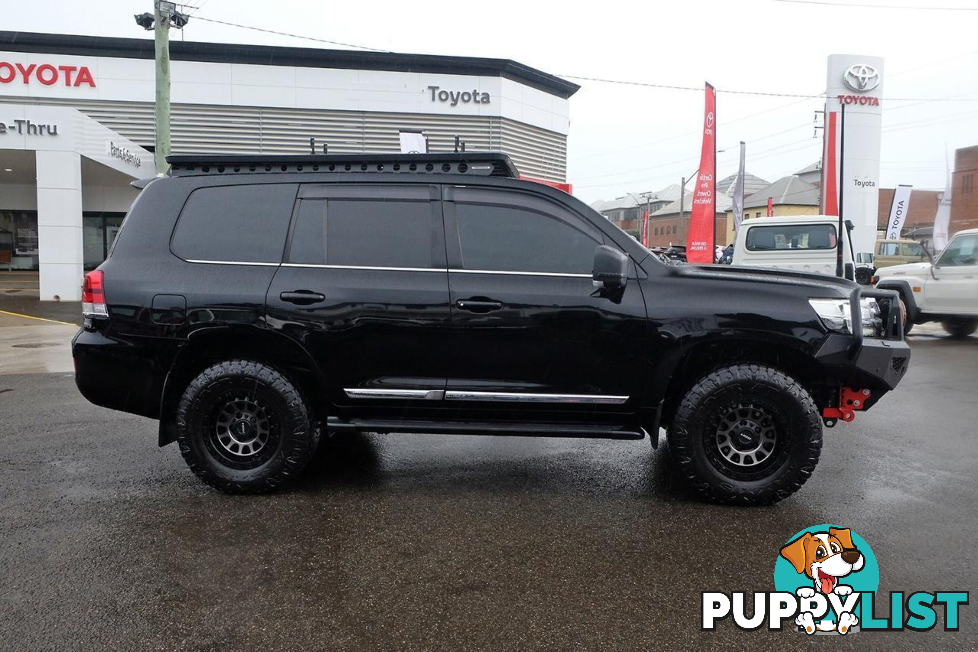 2019 TOYOTA LANDCRUISER   SUV