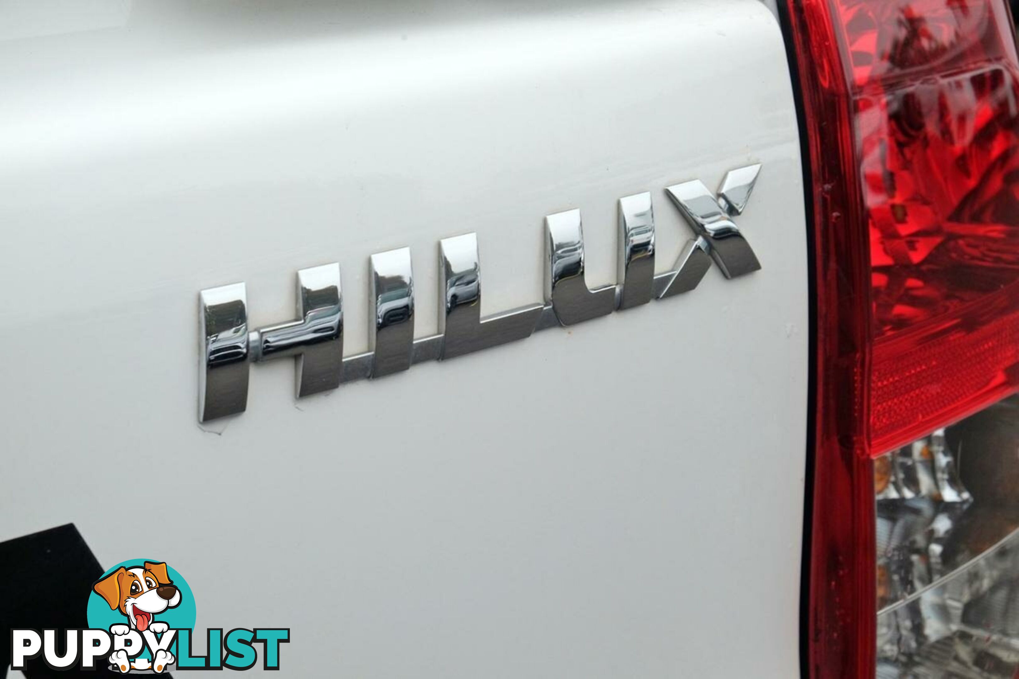 2021 TOYOTA HILUX   DUAL CAB