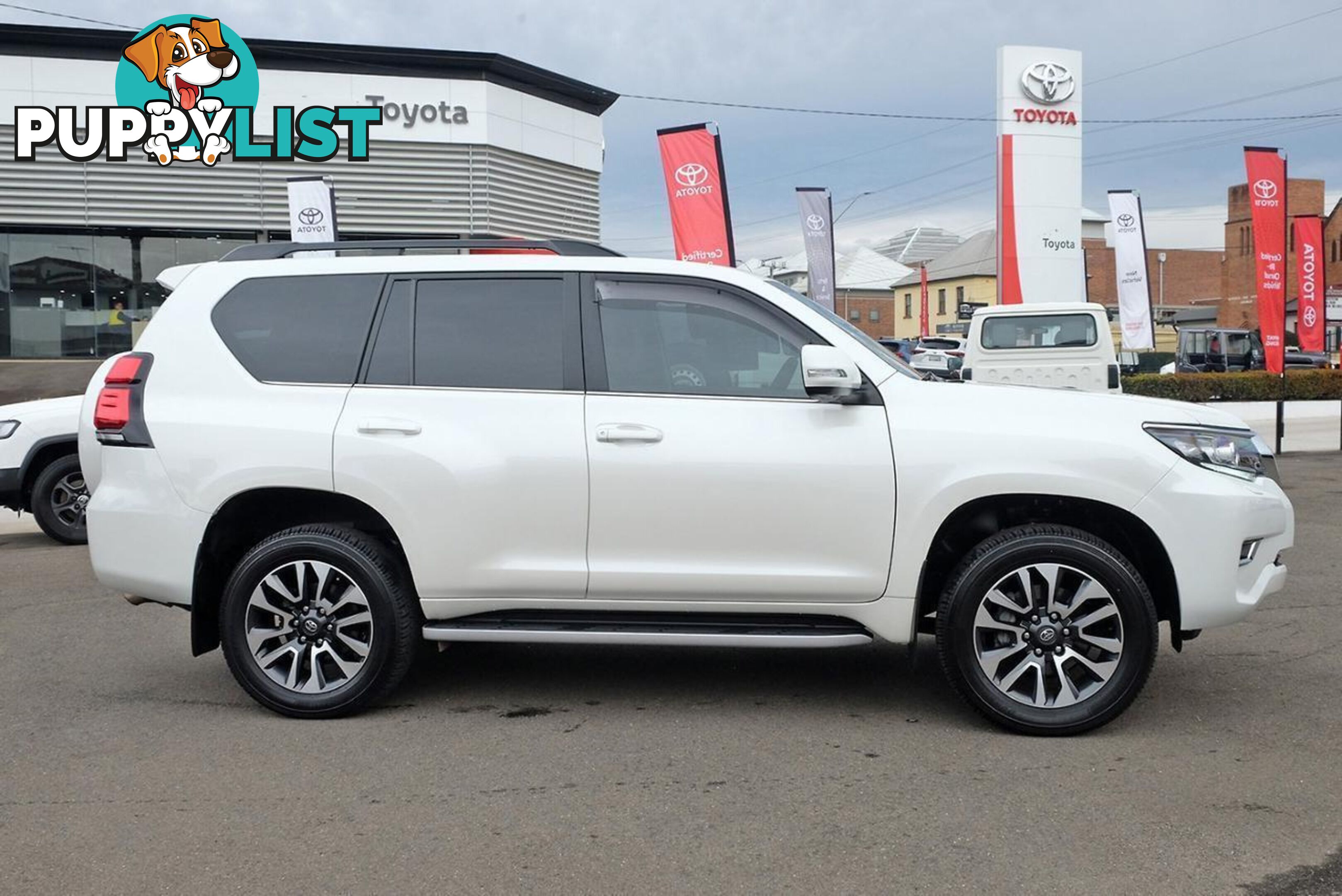 2023 TOYOTA LANDCRUISER PRADO   SUV
