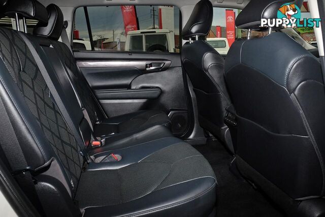 2021 TOYOTA KLUGER   SUV
