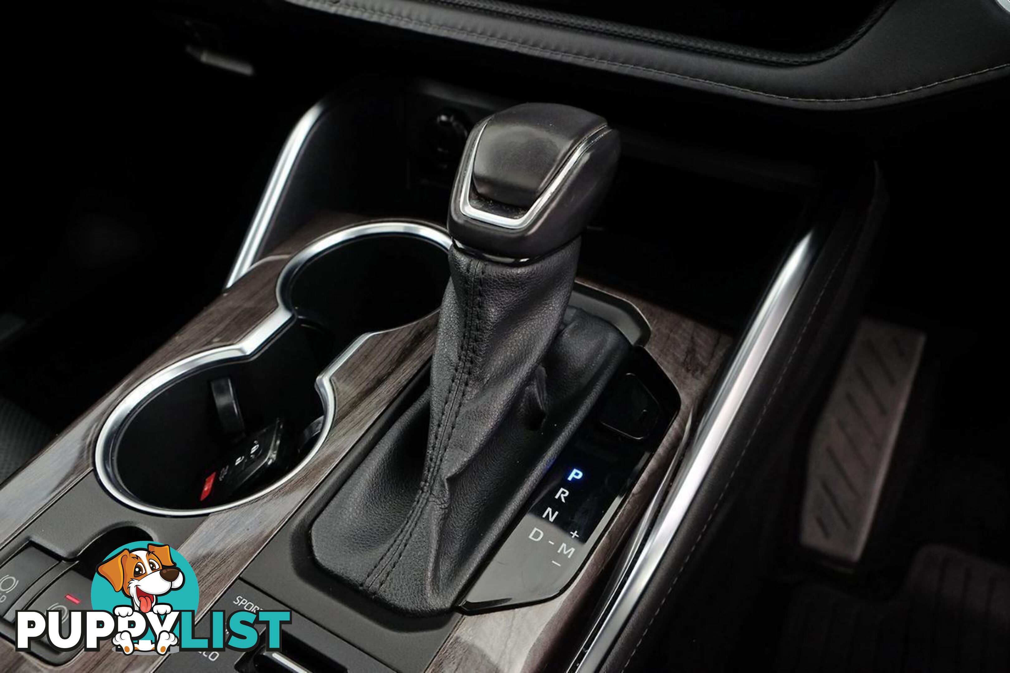 2021 TOYOTA KLUGER   SUV