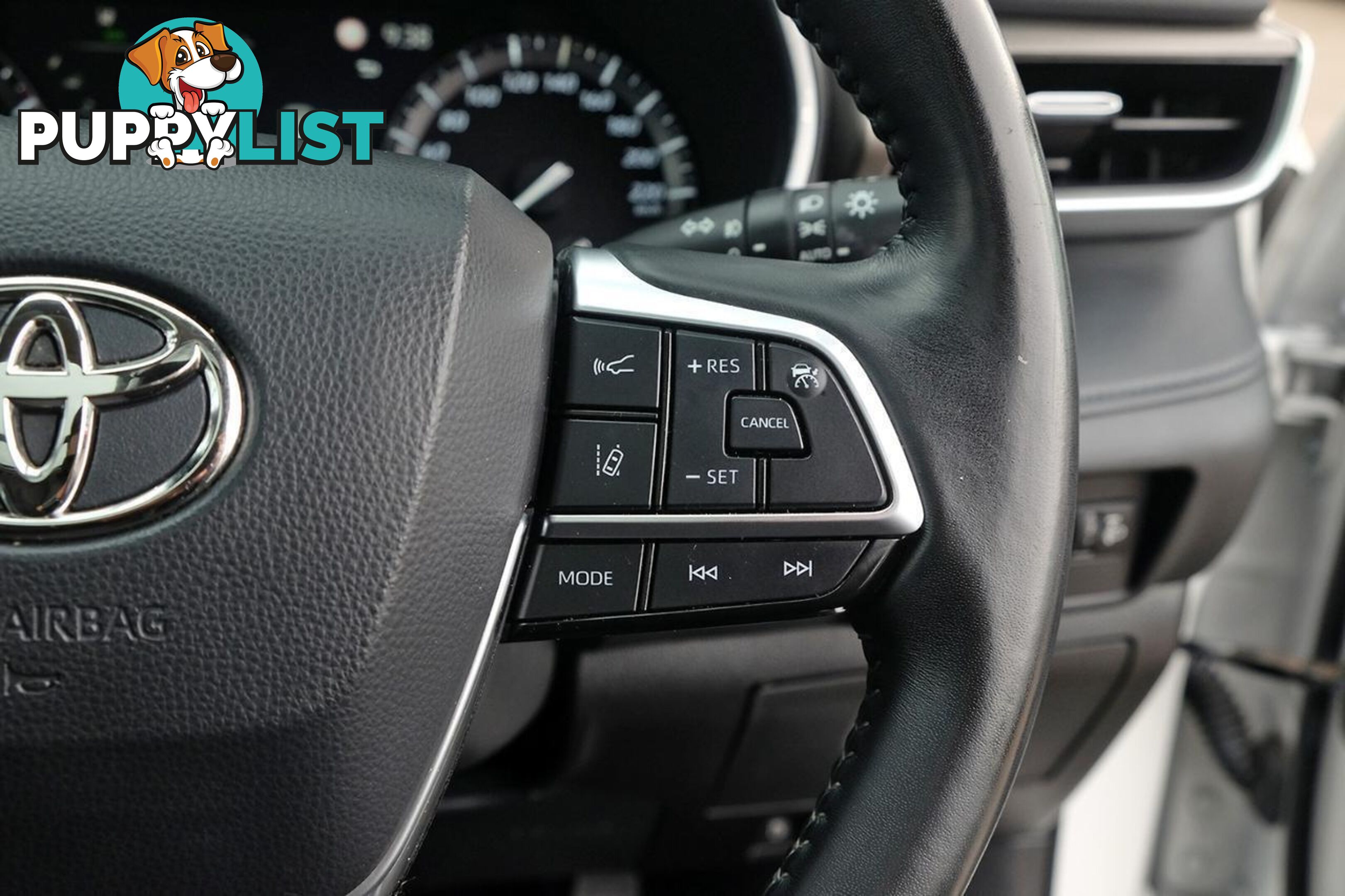 2021 TOYOTA KLUGER   SUV