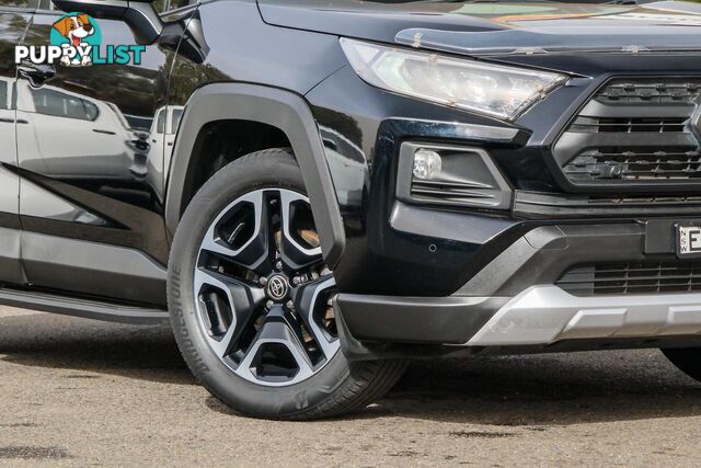 2020 TOYOTA RAV4   SUV