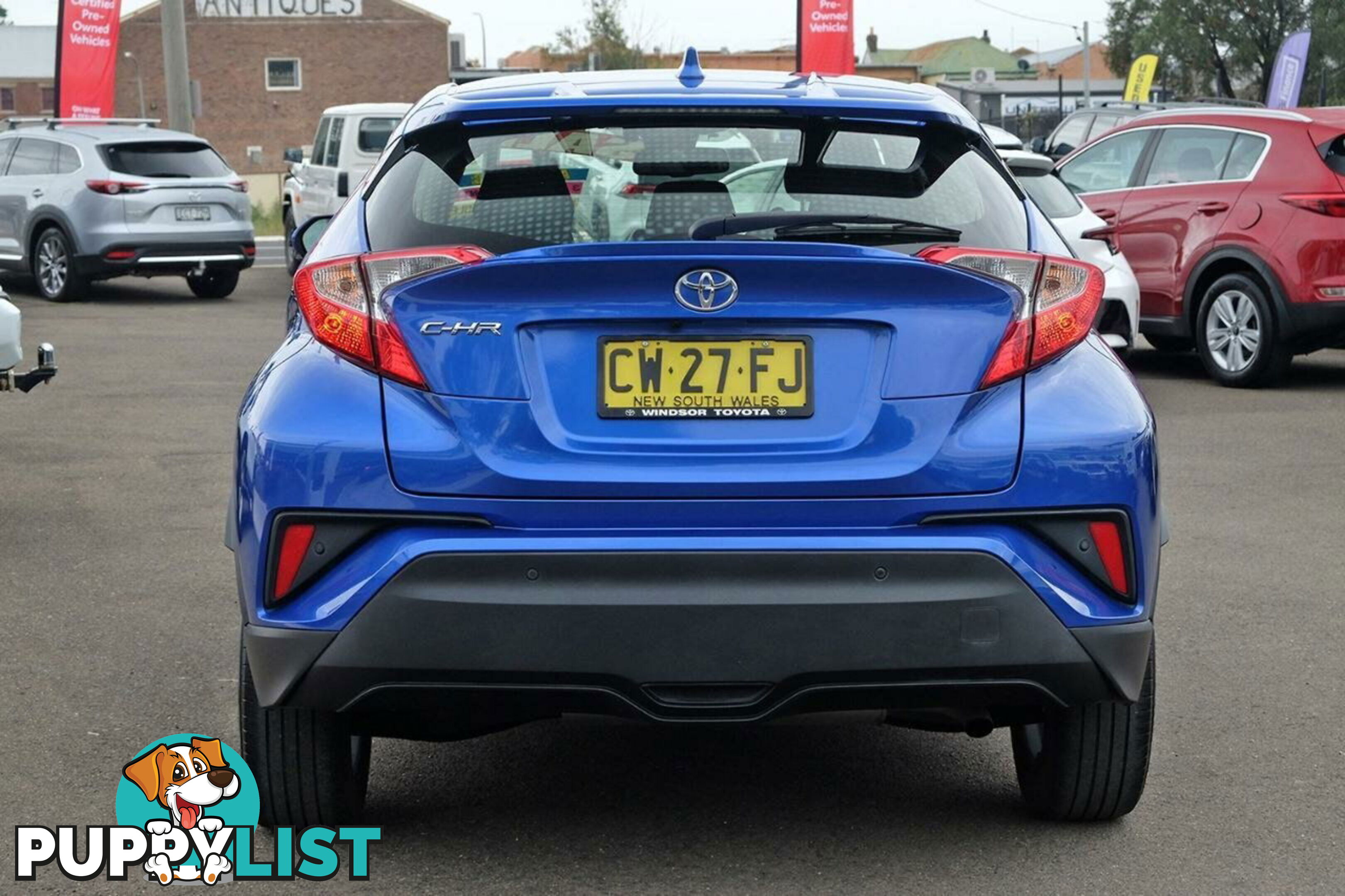 2020 TOYOTA C-HR   SUV