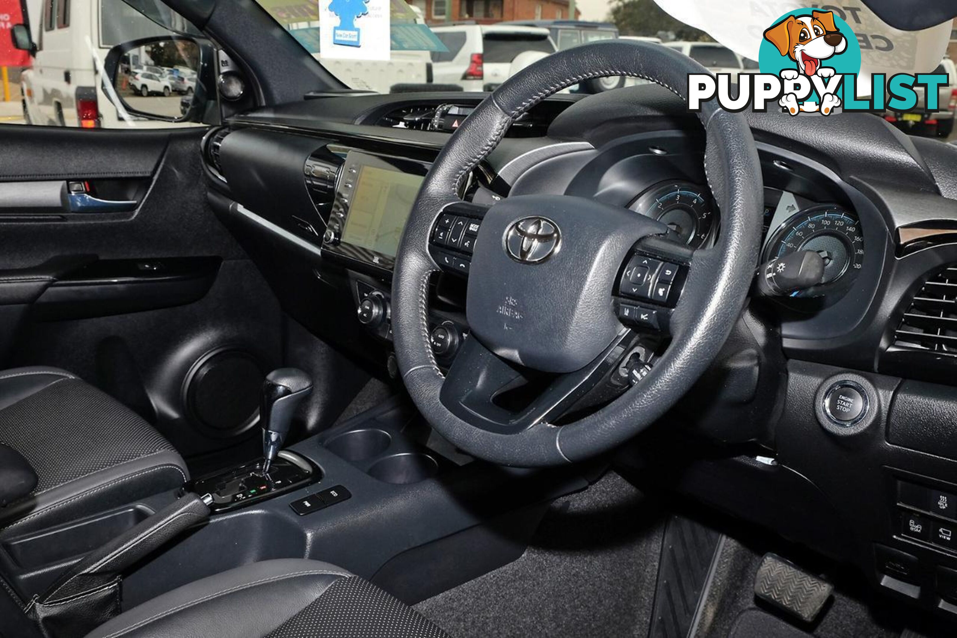 2023 TOYOTA HILUX   DUAL CAB