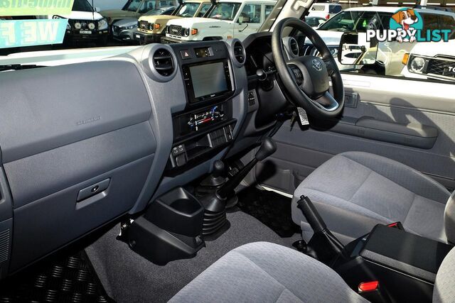 2025 TOYOTA LANDCRUISER   CAB CHASSIS