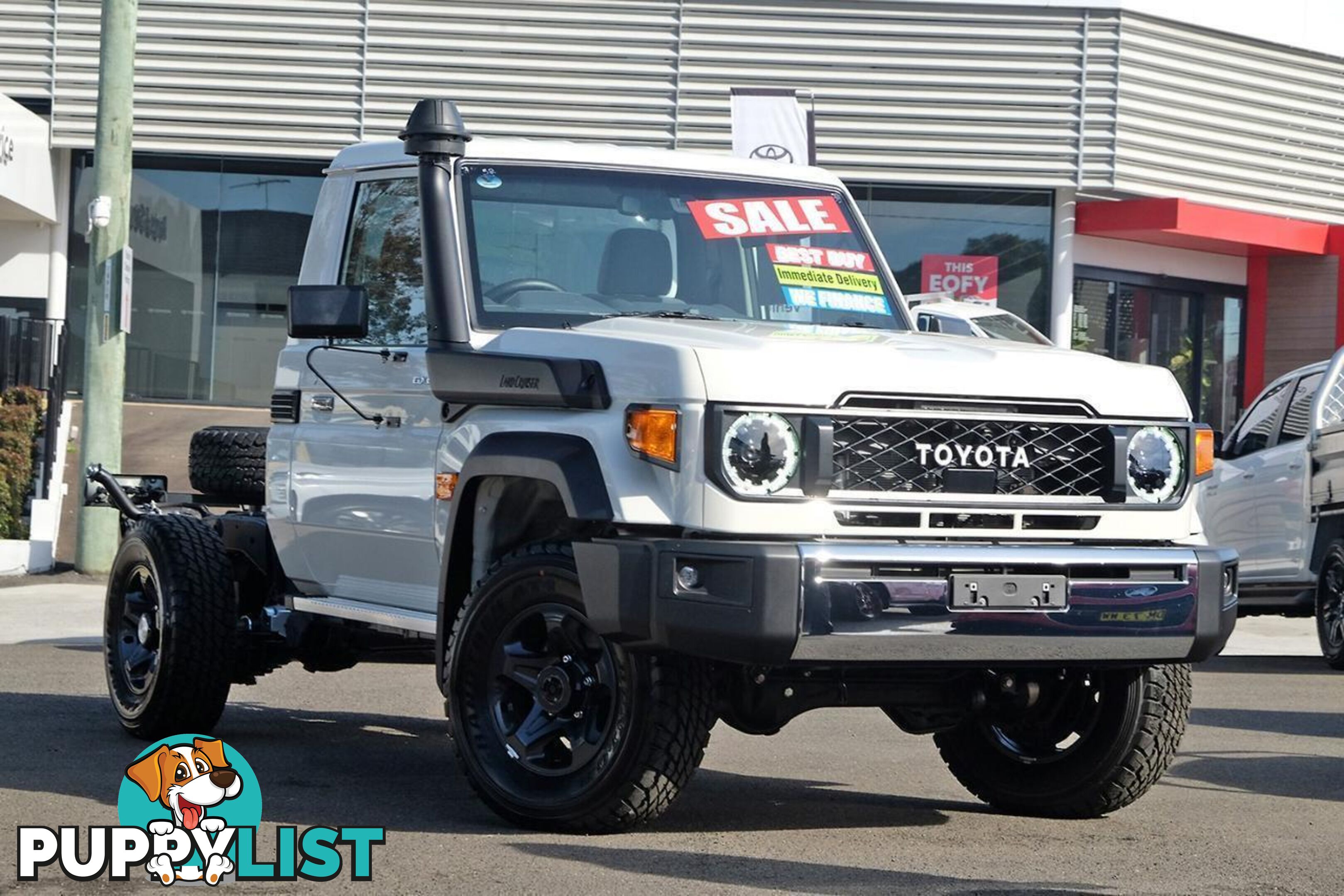 2025 TOYOTA LANDCRUISER   CAB CHASSIS