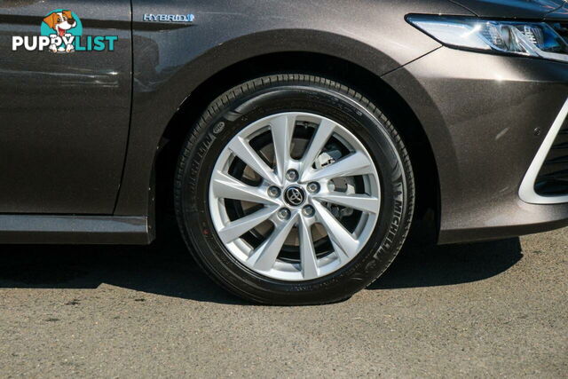 2024 TOYOTA CAMRY HYBRID  SEDAN