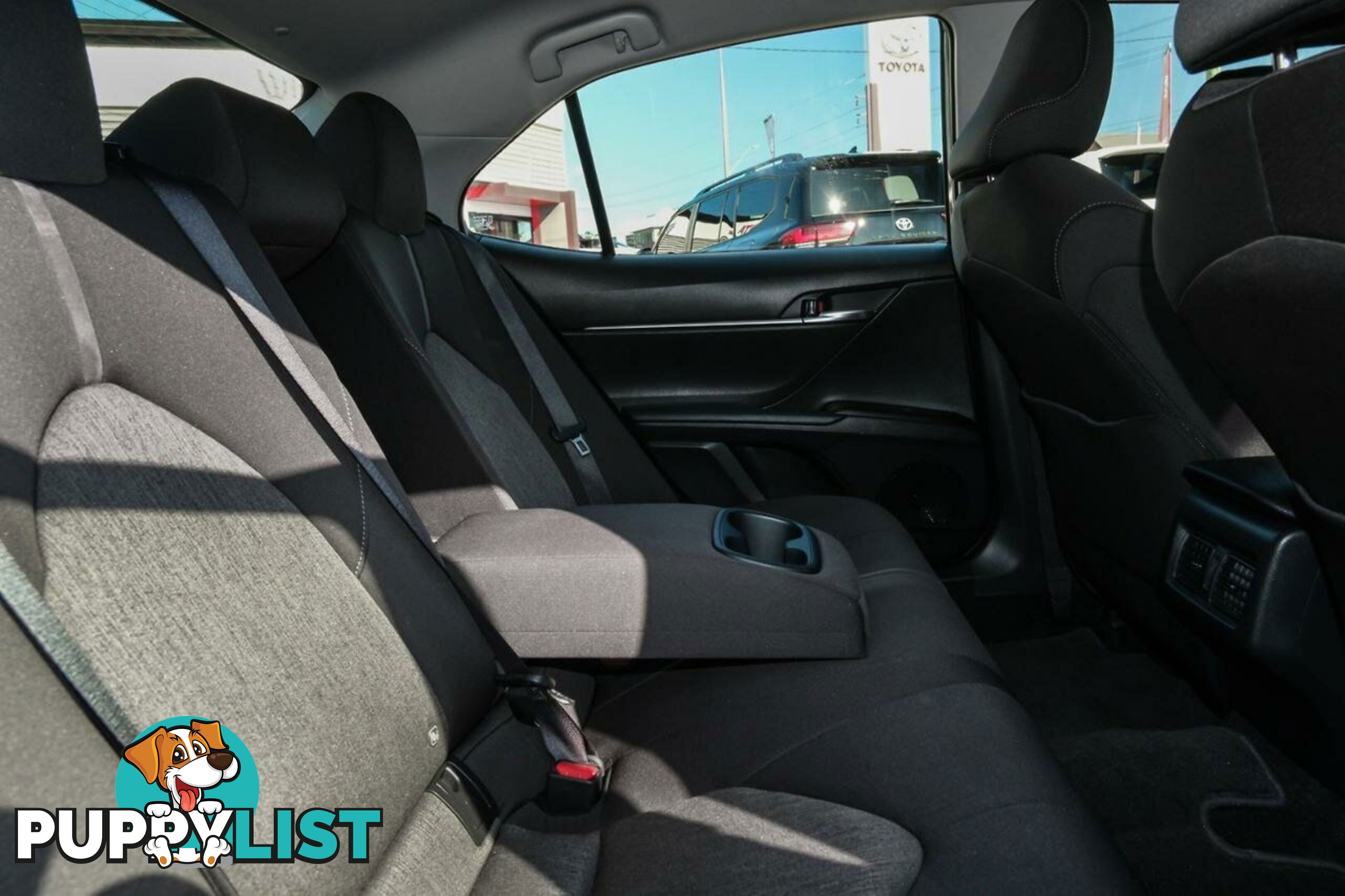 2024 TOYOTA CAMRY HYBRID  SEDAN