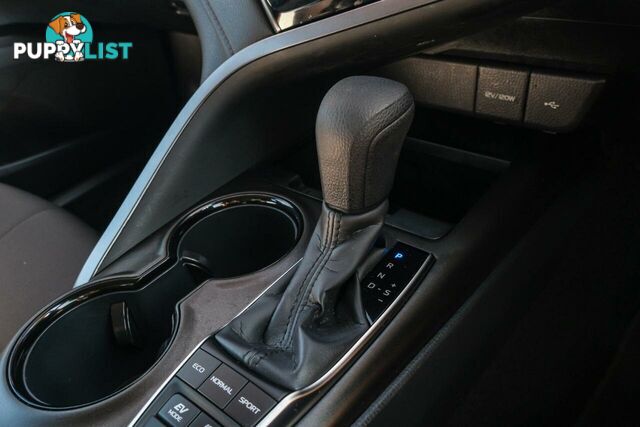 2024 TOYOTA CAMRY HYBRID  SEDAN