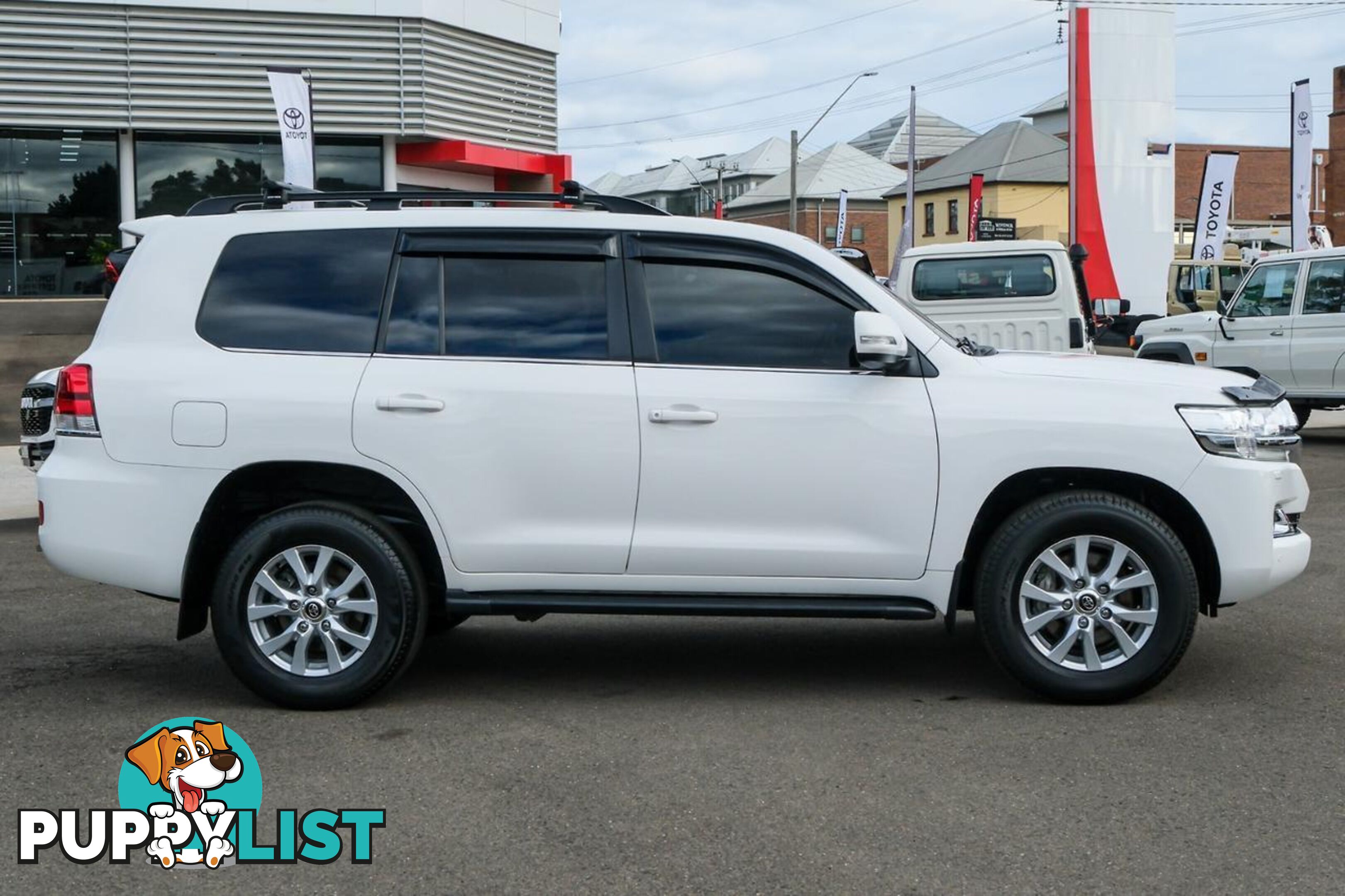 2020 TOYOTA LANDCRUISER   SUV