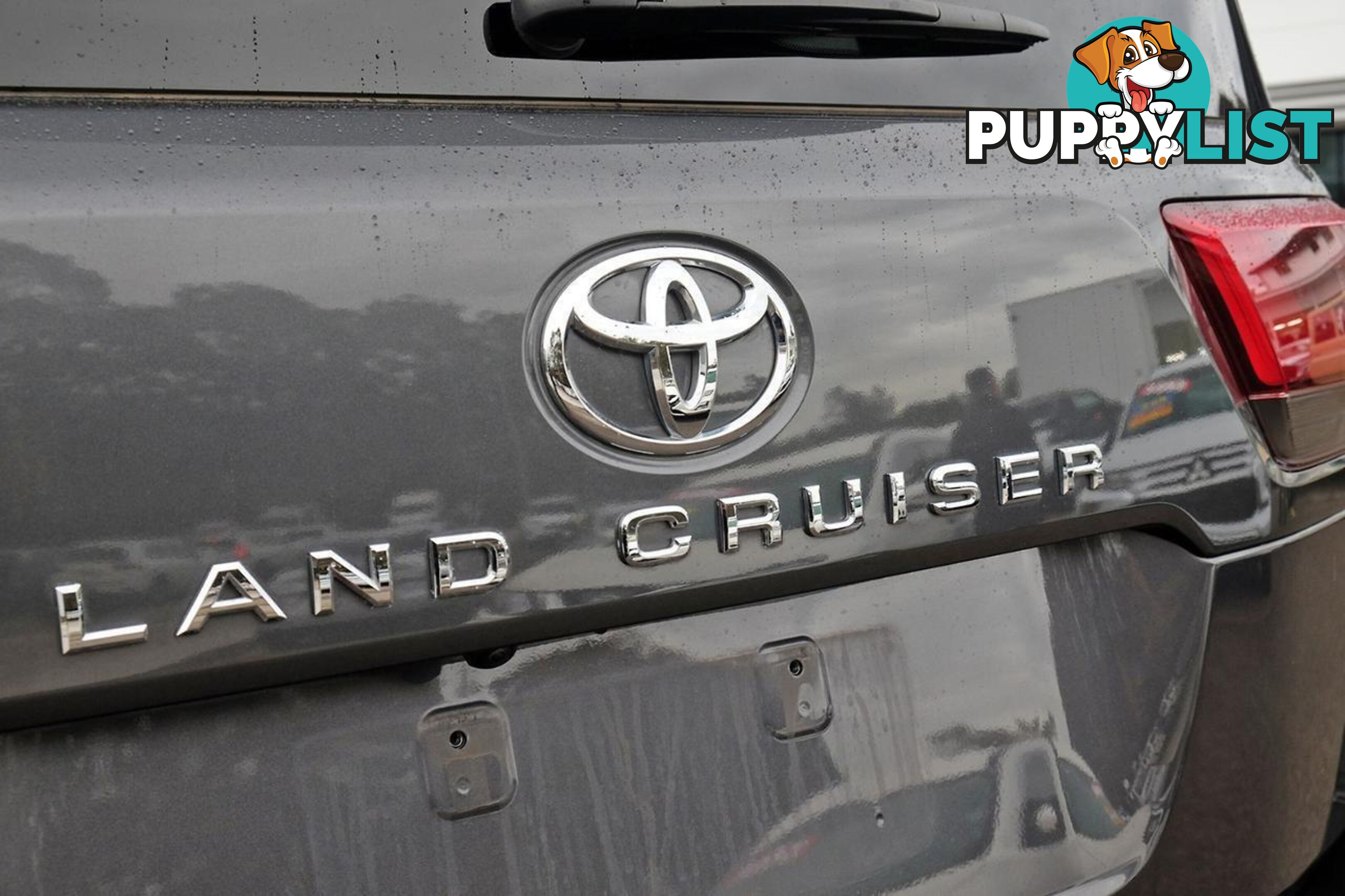 2023 TOYOTA LANDCRUISER   SUV