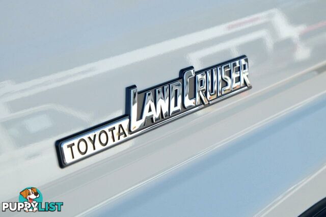 2024 TOYOTA LANDCRUISER   CAB CHASSIS