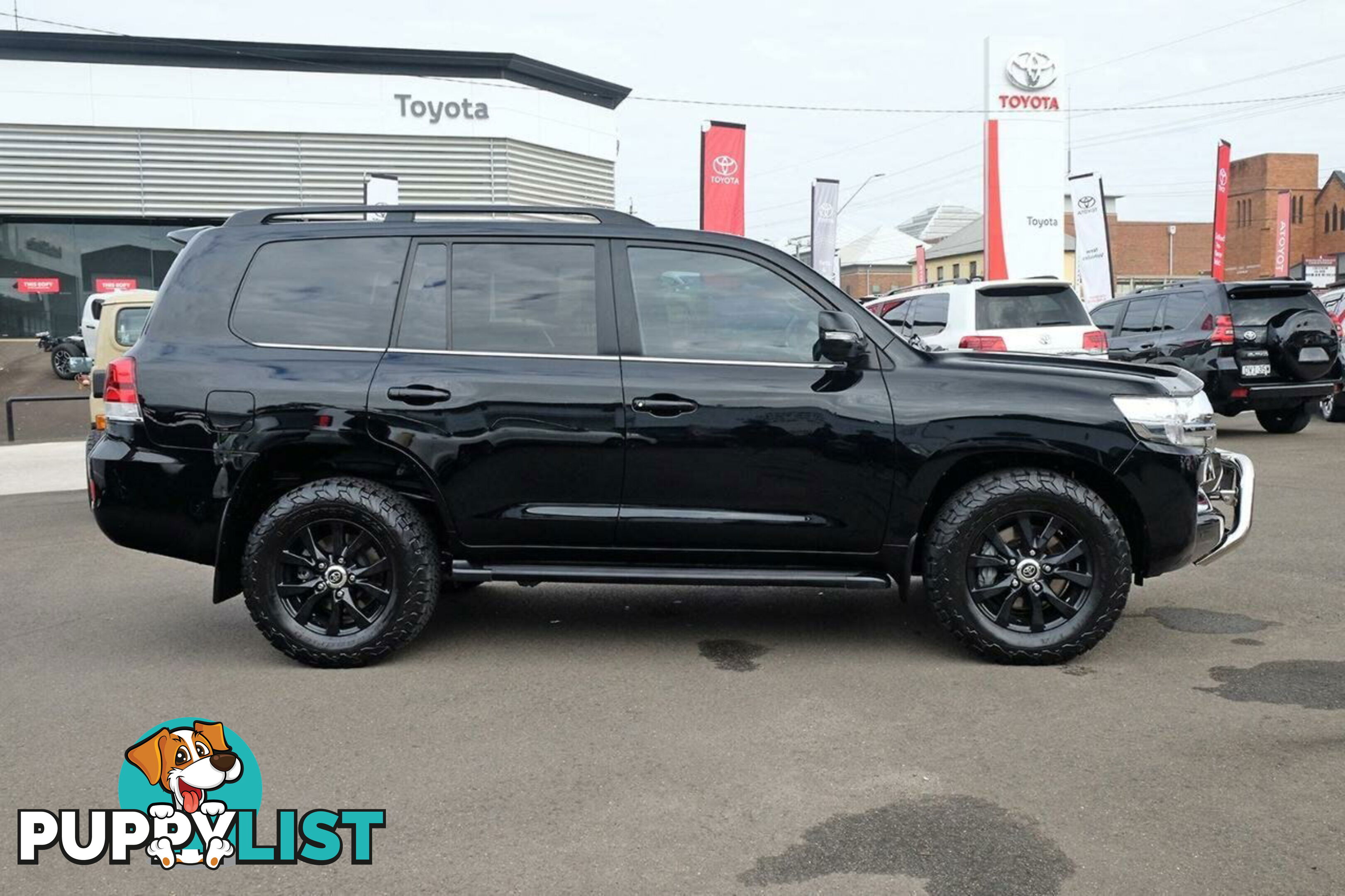 2020 TOYOTA LANDCRUISER   SUV
