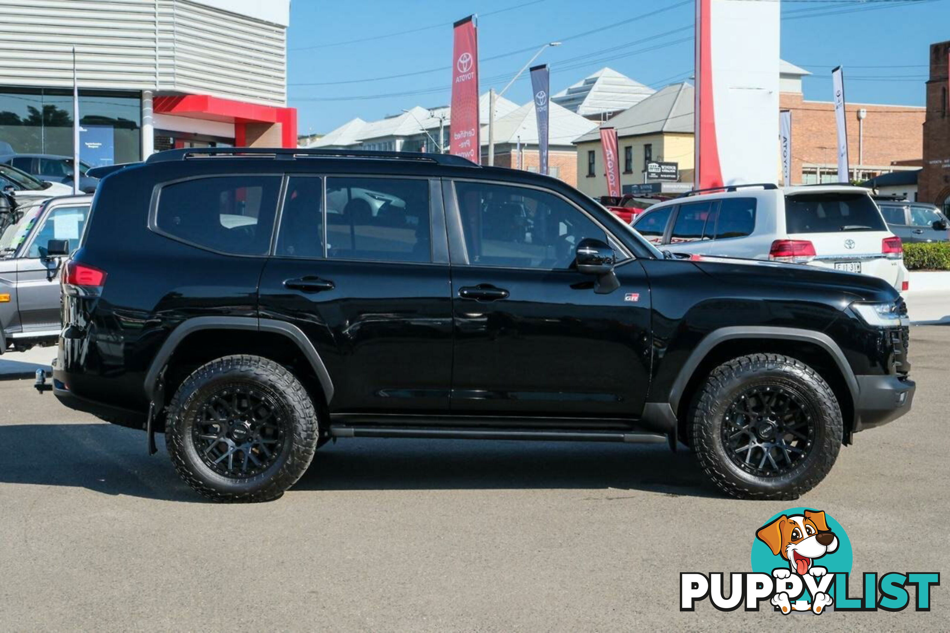 2023 TOYOTA LANDCRUISER   SUV