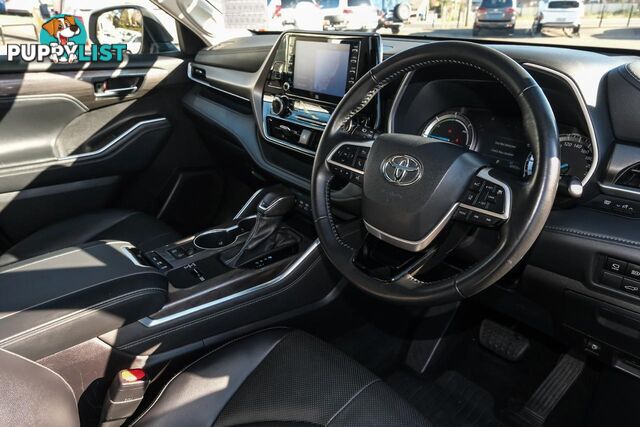 2022 TOYOTA KLUGER   SUV
