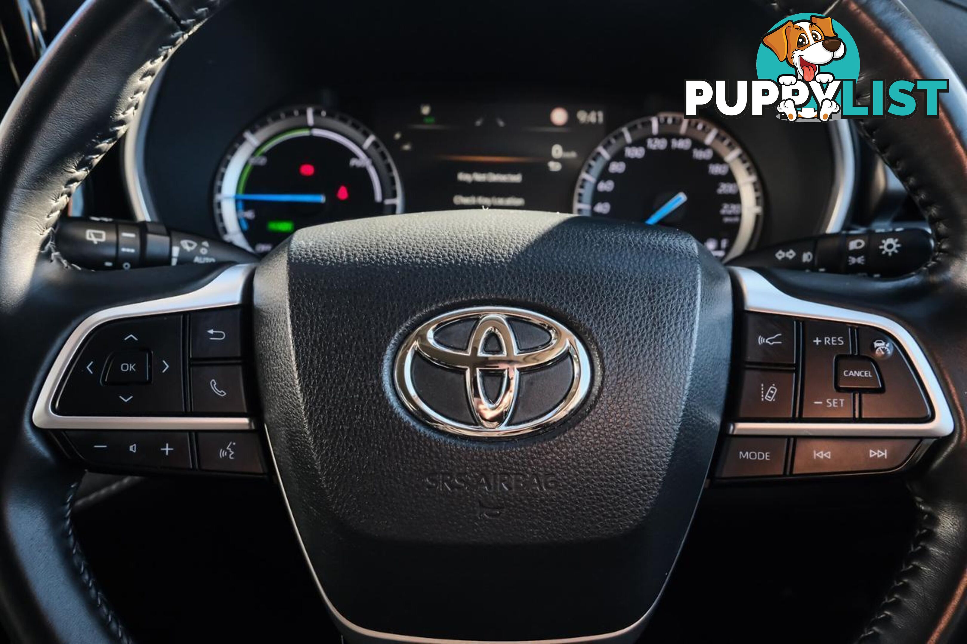 2022 TOYOTA KLUGER   SUV