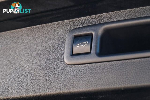 2022 TOYOTA KLUGER   SUV