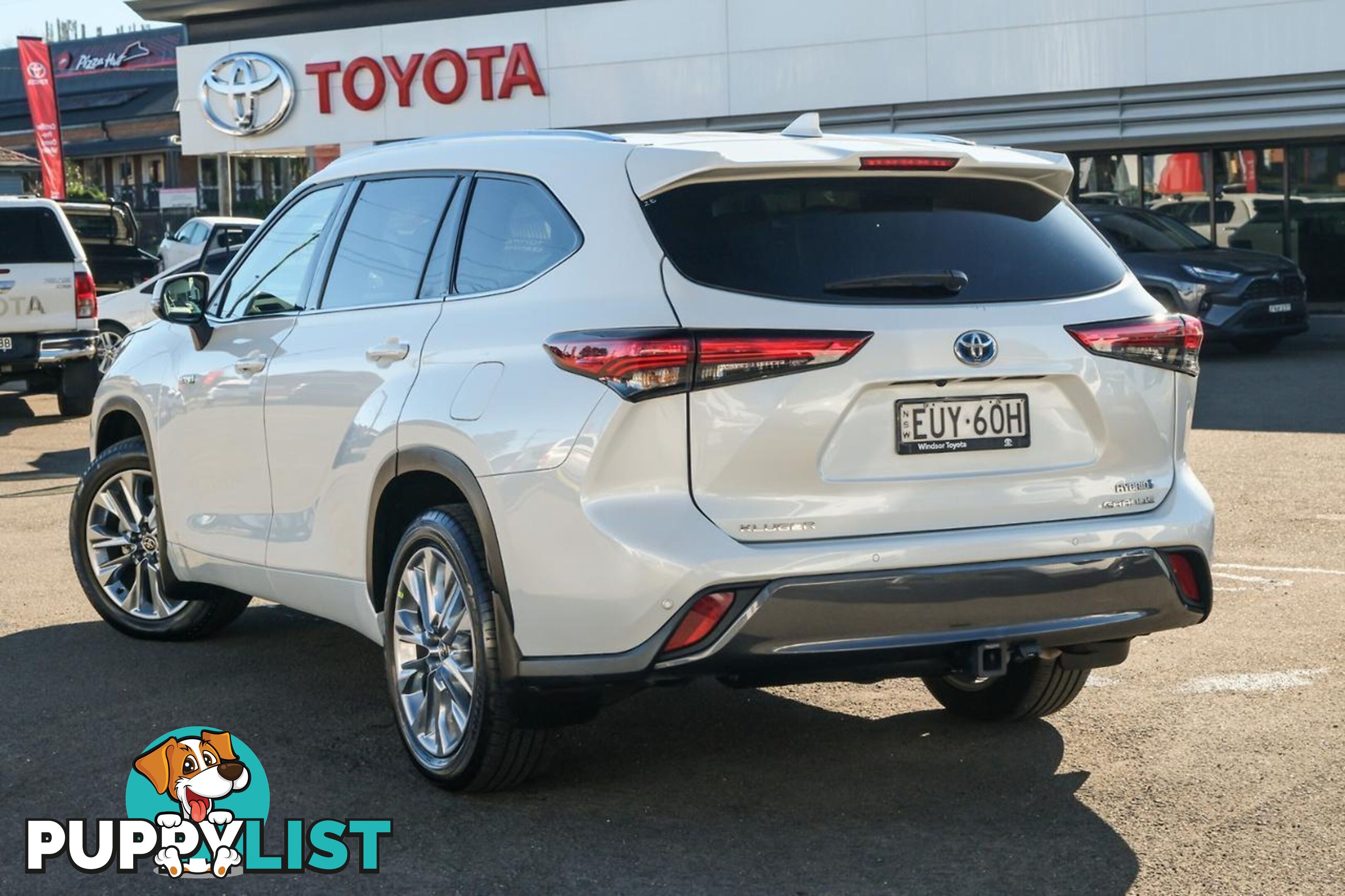 2022 TOYOTA KLUGER   SUV